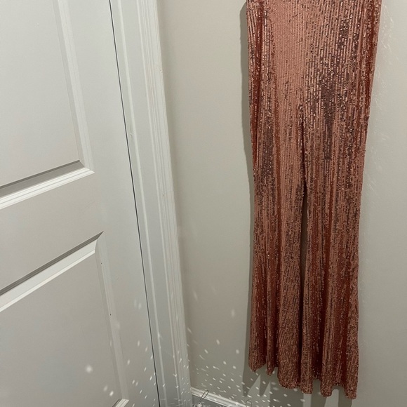 NWT, Celebrity Fashion by Hera Collection Rose Gold Sequin Pants - Picture 3 of 12